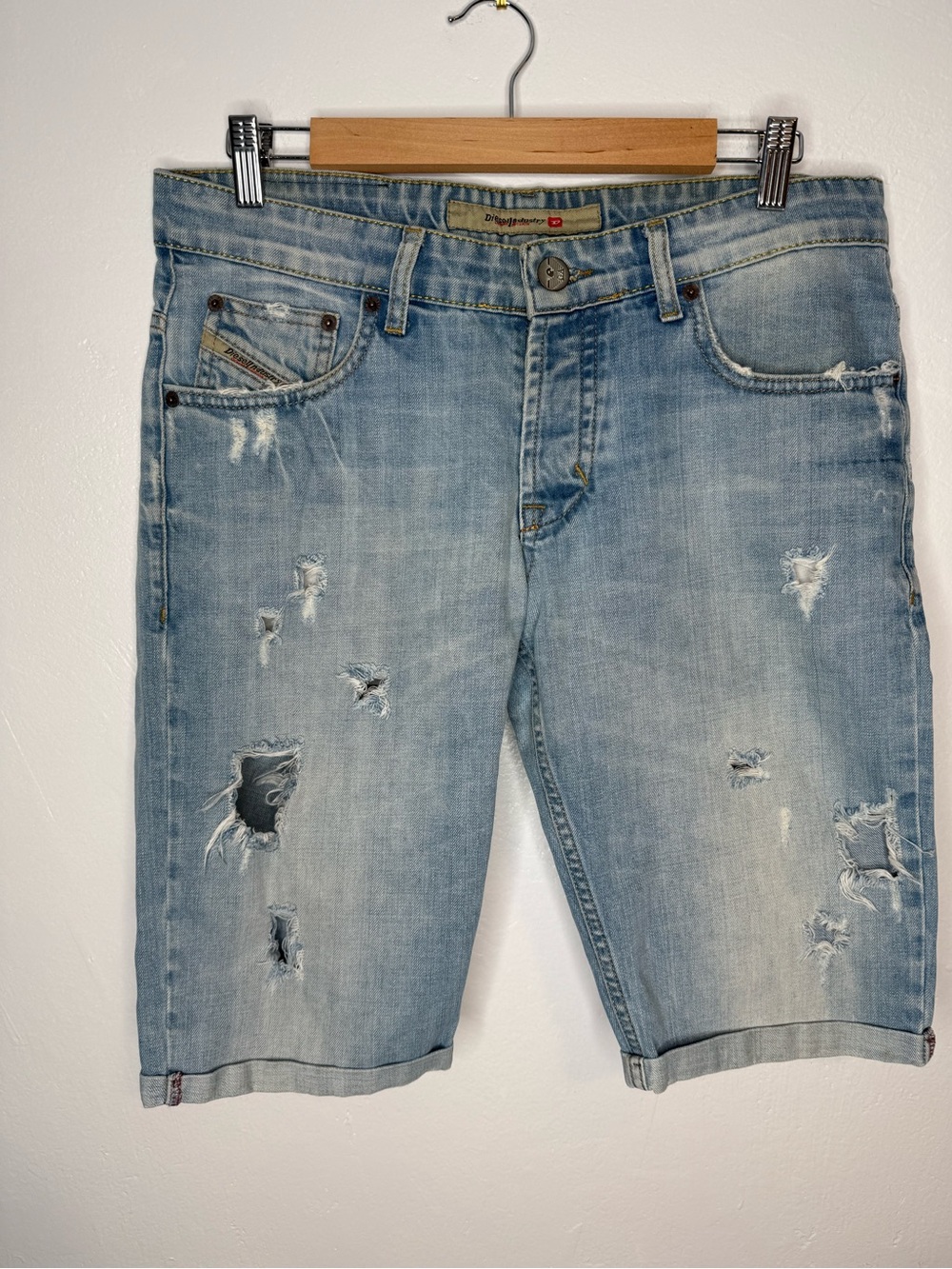 Diesel Industry Distressed Denim Shorts Men’s 32 Light Wash Y2K Destroyed Shorts